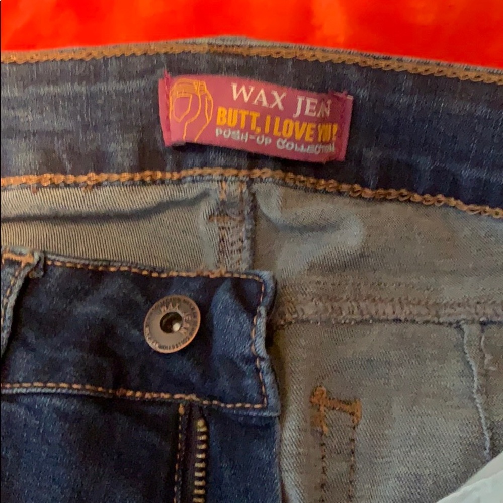 Jeans - Picture 2 of 4
